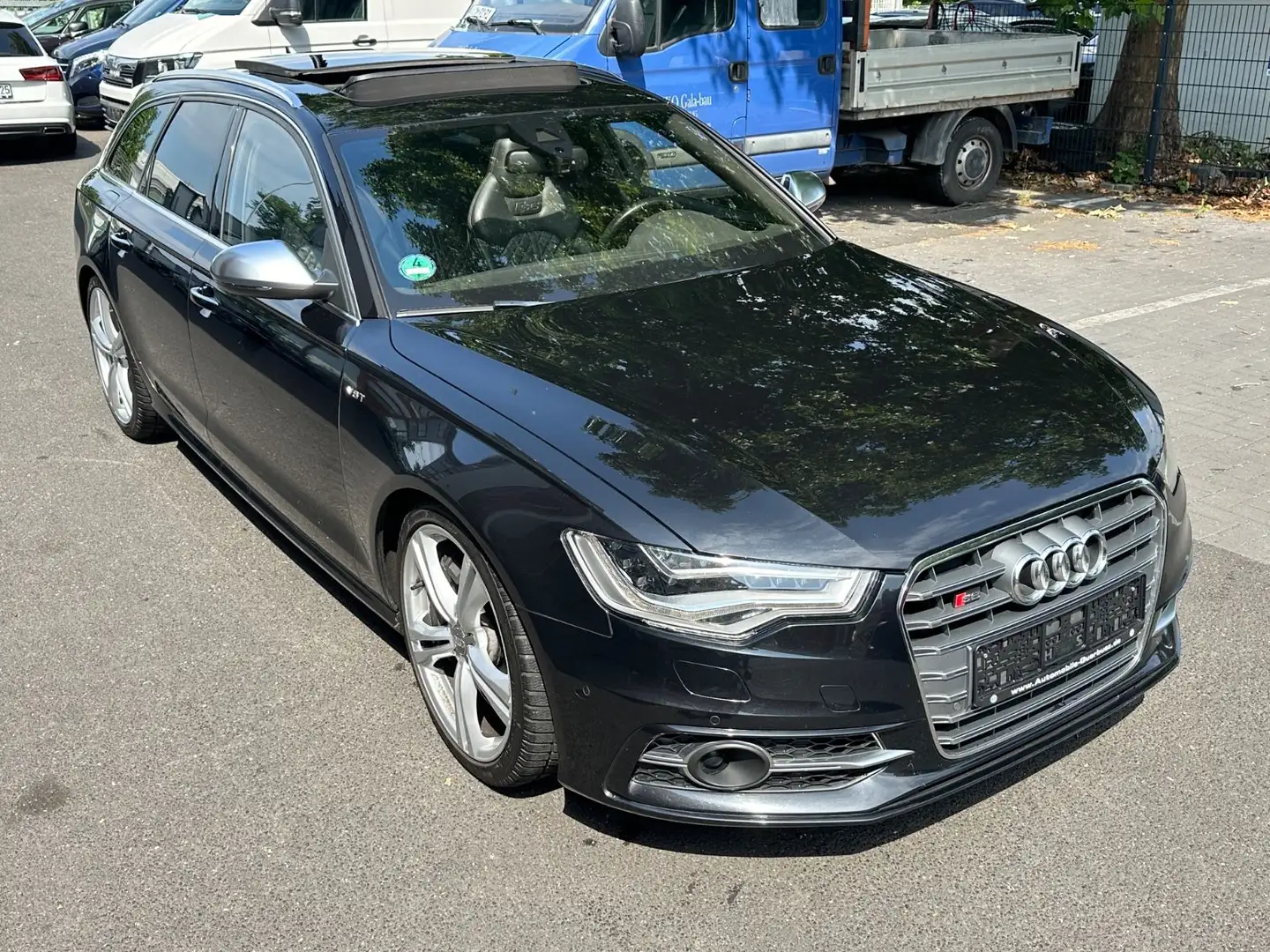 Audi S6 Avant 4.0 TFSI quattro~PANO~MMI~LEDER~EU5 Schwarz - 1