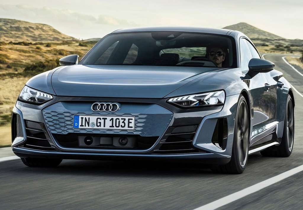 Audi e-tron GT quattro 370kW - foto 1