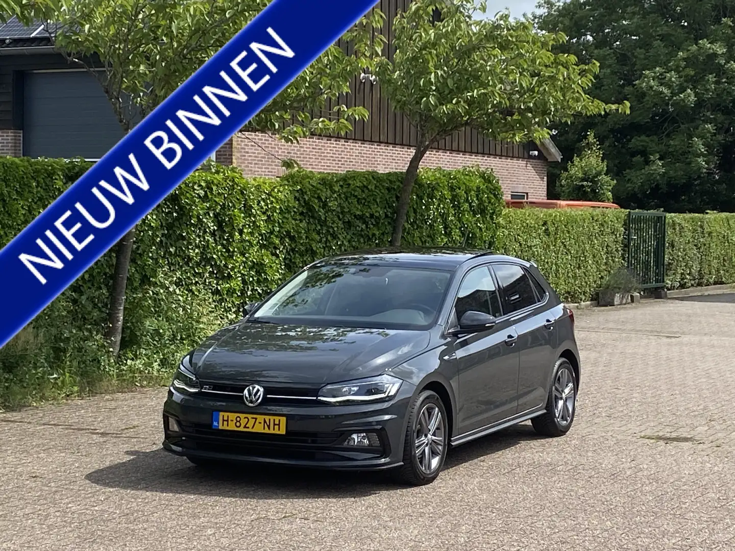 Volkswagen Polo 1.0 TSI Highline R-Line virtueel cockpit Pano LED Grijs - 1