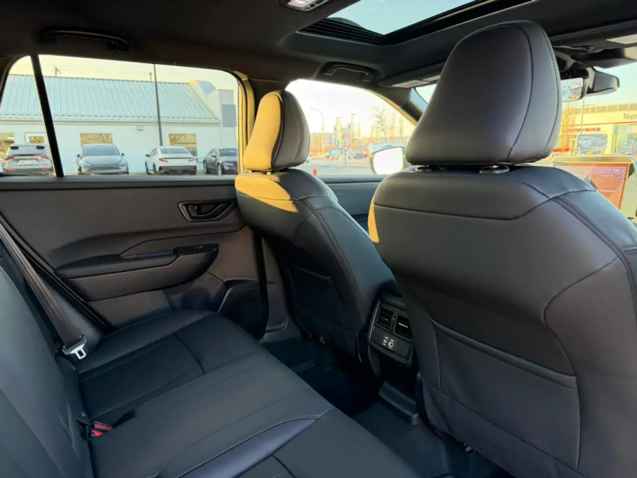 Subaru OUTBACK fotografie Subaru OUTBACK