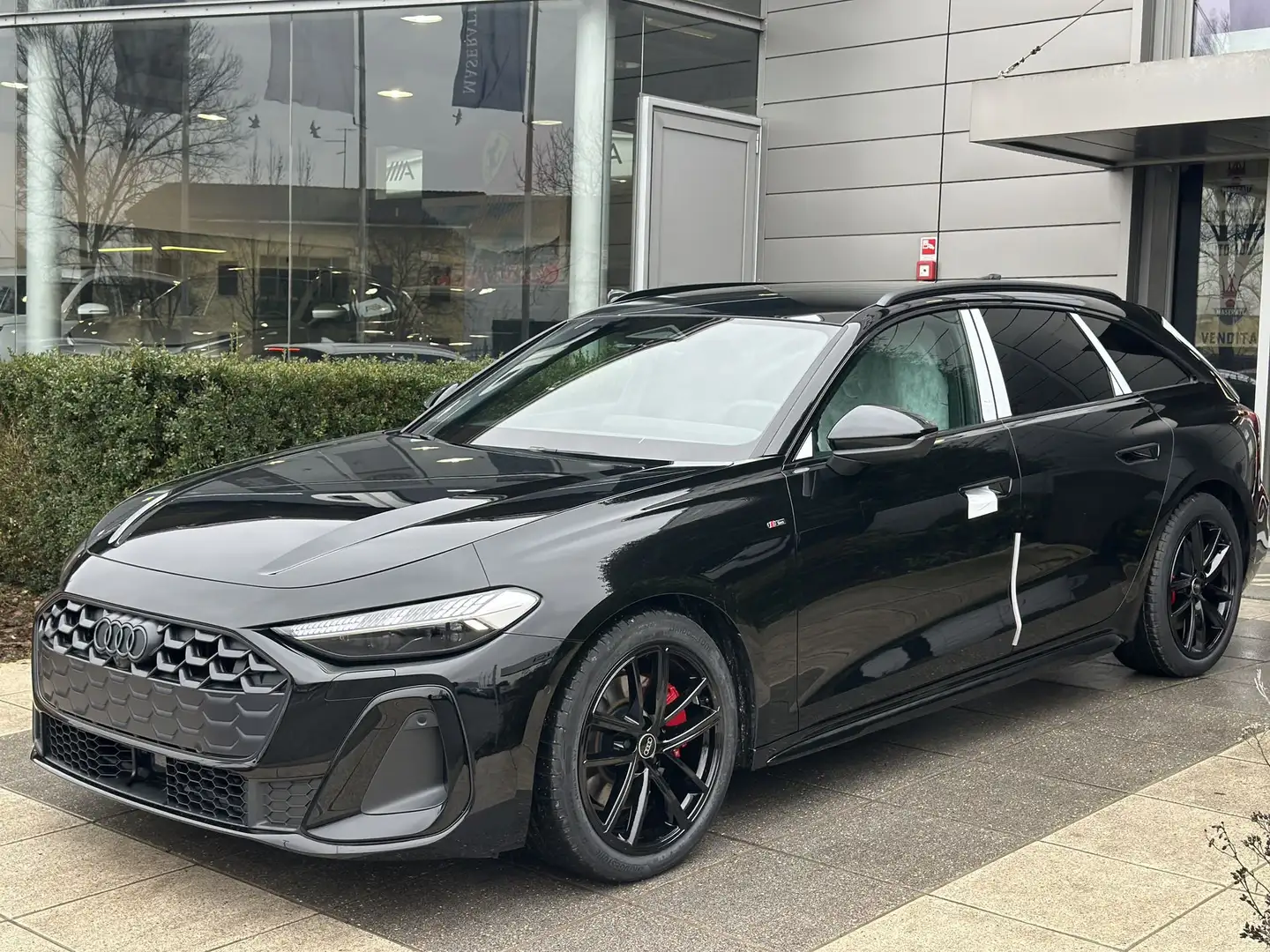 Audi A5 Avant TDI 150 kW mHEV+ S tronic quattro S Line edition *PROMO AZZURRA* Schwarz - 1