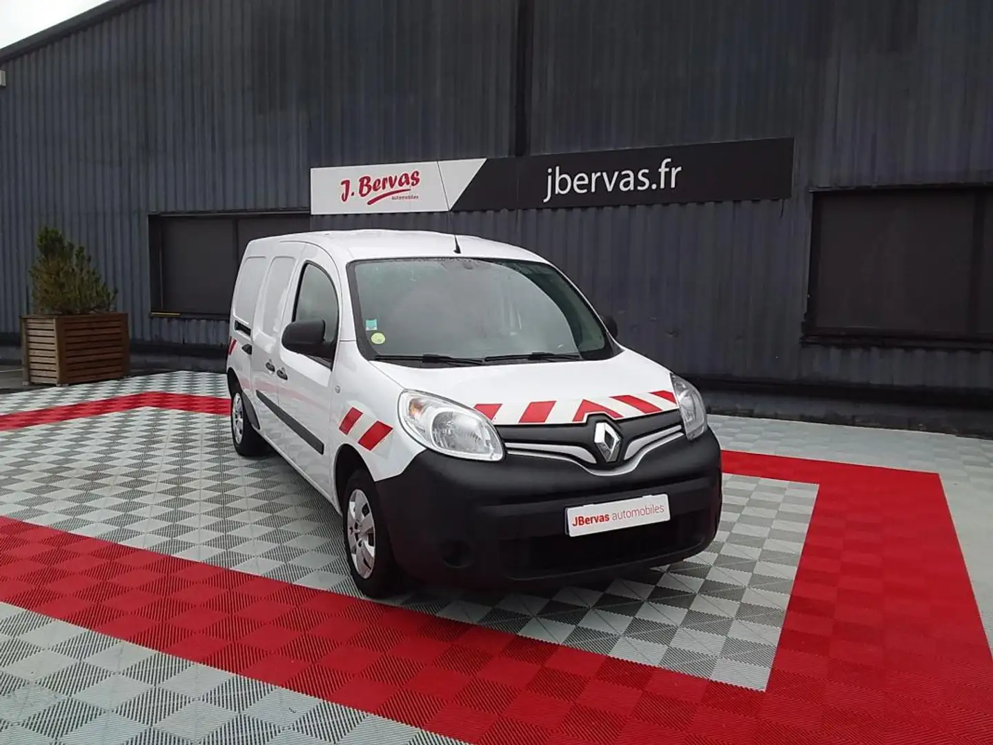Renault GRAND VOLUME MAXI 1.5 DCI 90 ENERGY E6 EXTRA R-LIN Blanco - 1