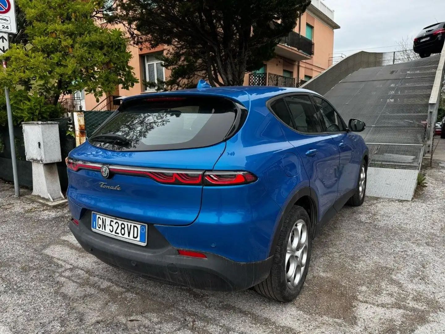 Alfa Romeo Tonale PROMO FINANZIAMENTO 1.5 130 CV MHEV Sprint Blu/Azzurro - 2