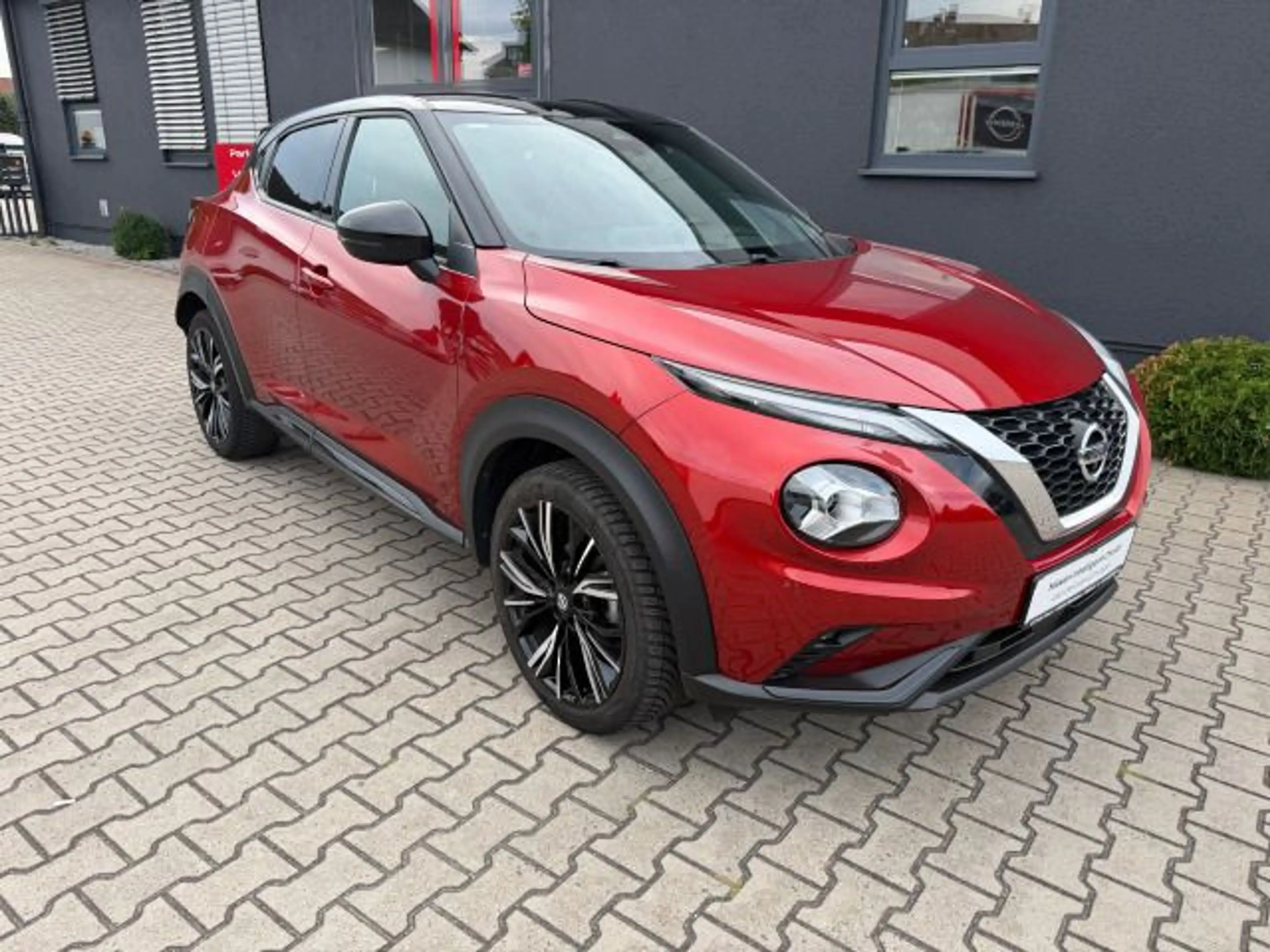 Nissan Juke 1,0 DIG-T N-Design, Navi, Klima, Bose, Kame — photo 2