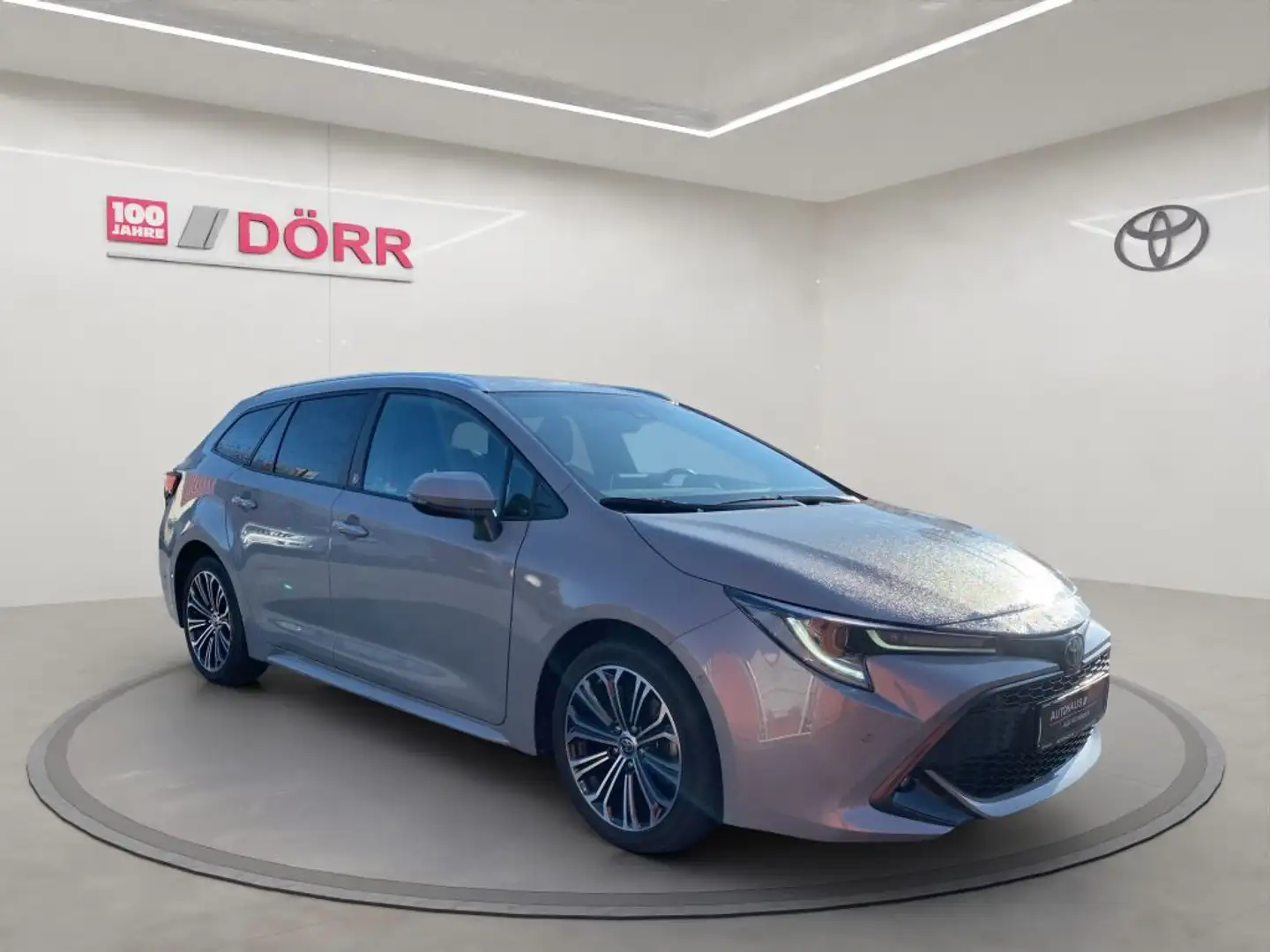 Toyota Corolla 2.0 Hybrid Touring Sports Team Deutschland Grau - 1
