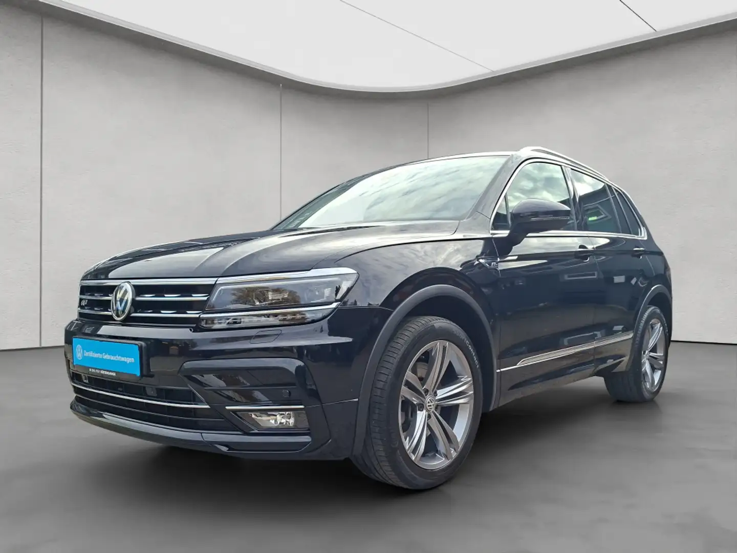 Volkswagen Tiguan 2.0 TSI 4Motion DSG Highline LED AHK Active Schwarz - 2