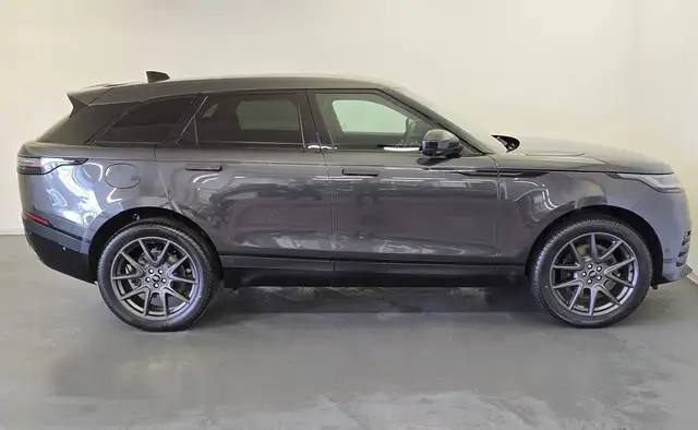 Land Rover Range Rover Velar view 6