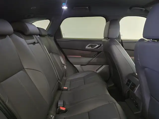 Land Rover Range Rover Velar view 5