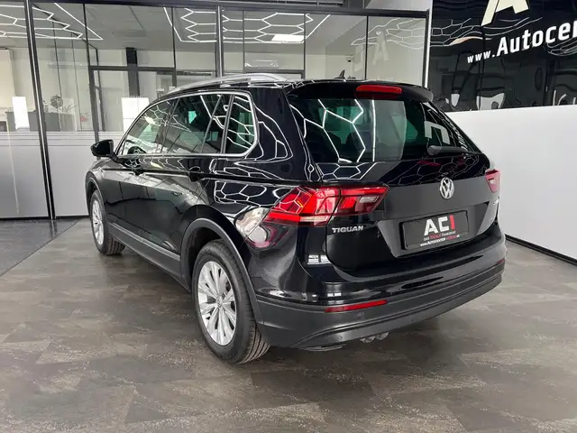 Volkswagen Tiguan view 7