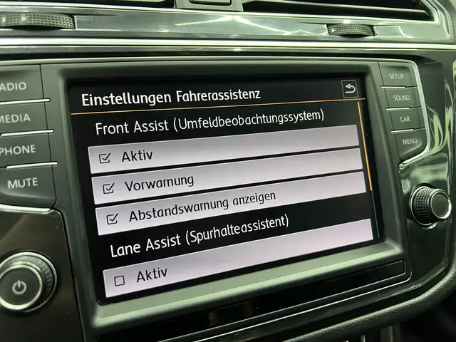 Volkswagen Tiguan view 25