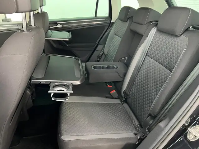 Volkswagen Tiguan view 14