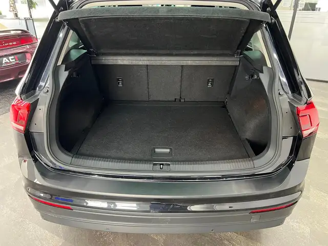 Volkswagen Tiguan view 16