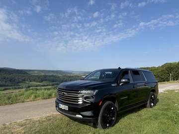 High Country , 6,2 l, V8,AHK,Luftfed.4 WD .Panor D