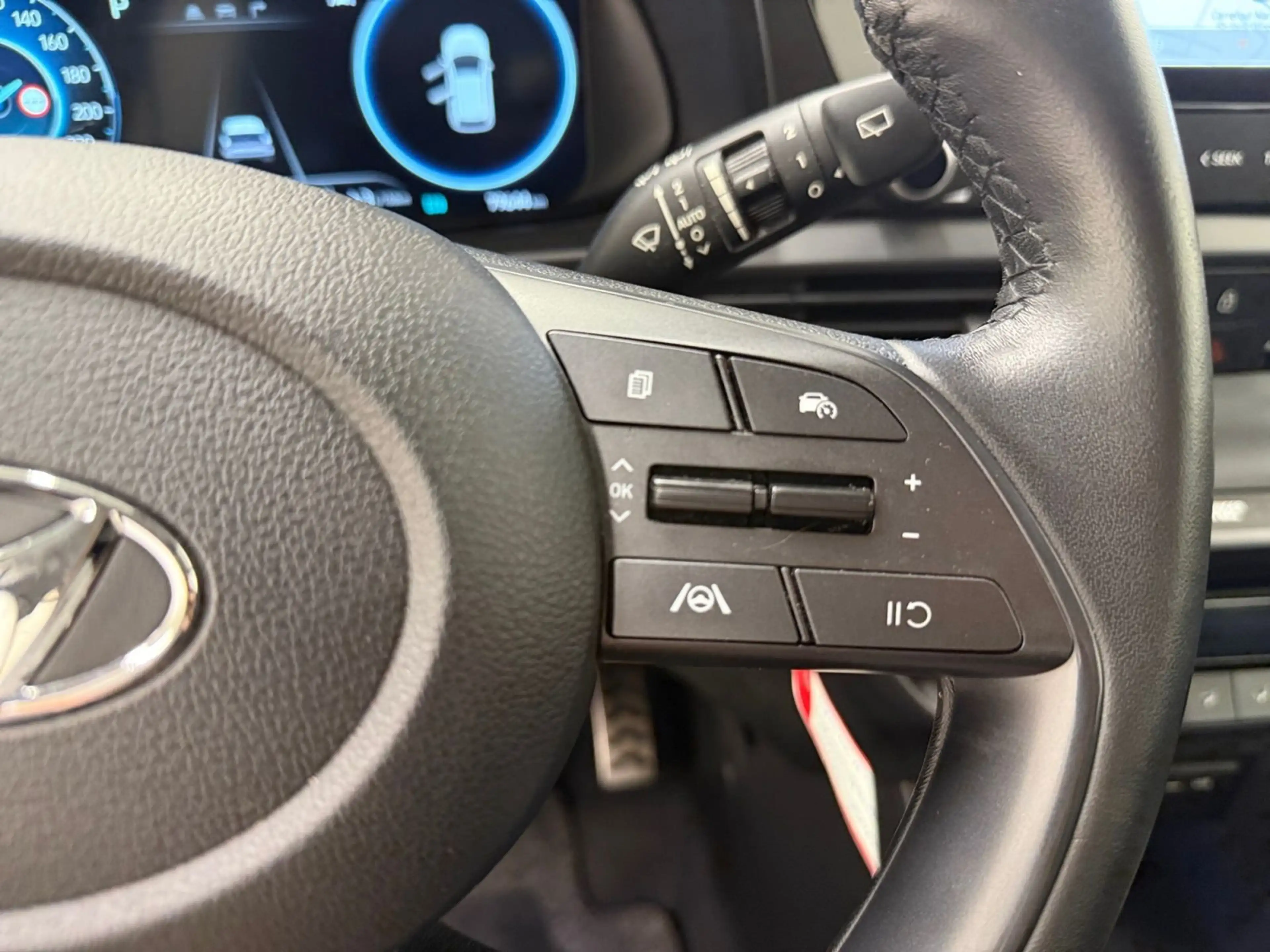 Hyundai BAYON 1.0T-GDi 48V Techno 7DCT — photo 14
