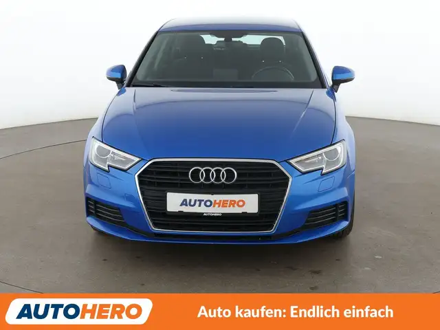 Audi A3 view 9