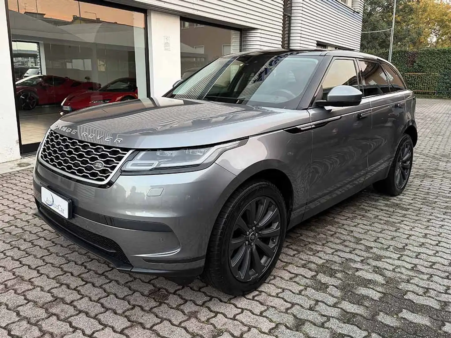 Land Rover Range Rover Velar 2.0d i4 CERCHI 20' TELECAMERA POST. CARPLAY Grigio - 1