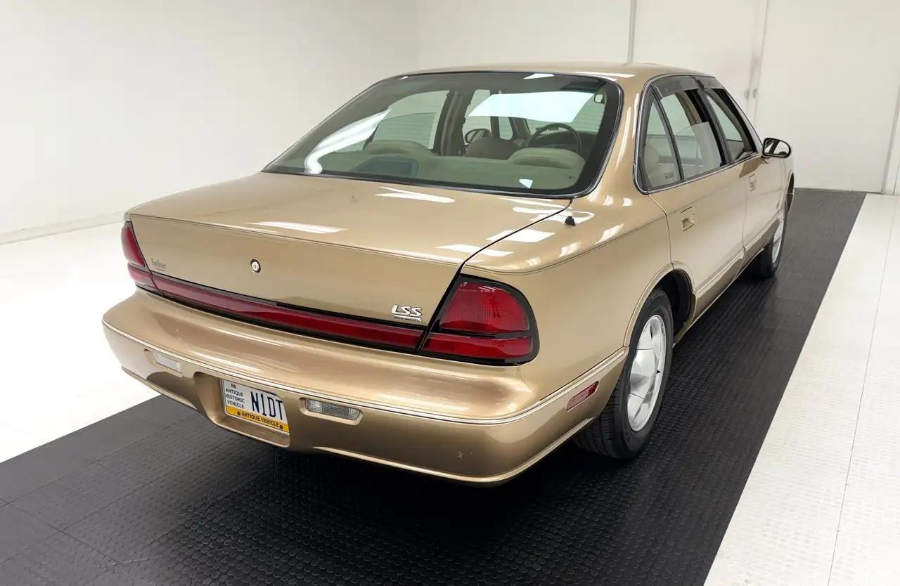 Oldsmobile 4 Door Sedan, foto 5