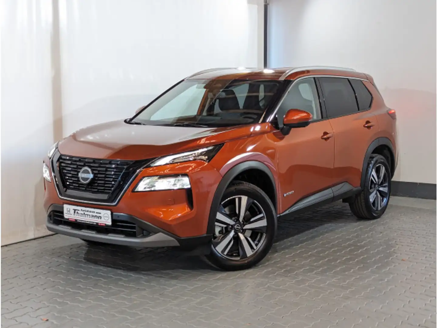 Nissan X-Trail 1.5 VC-T e-Power e-4ORCE  N-Connecta Orange - 2