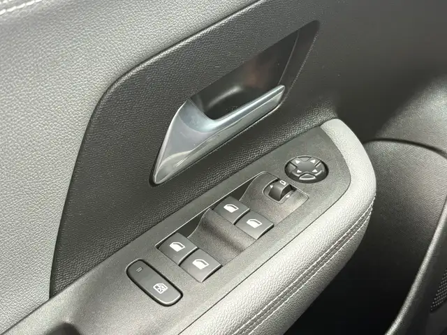 Opel Mokka view 12