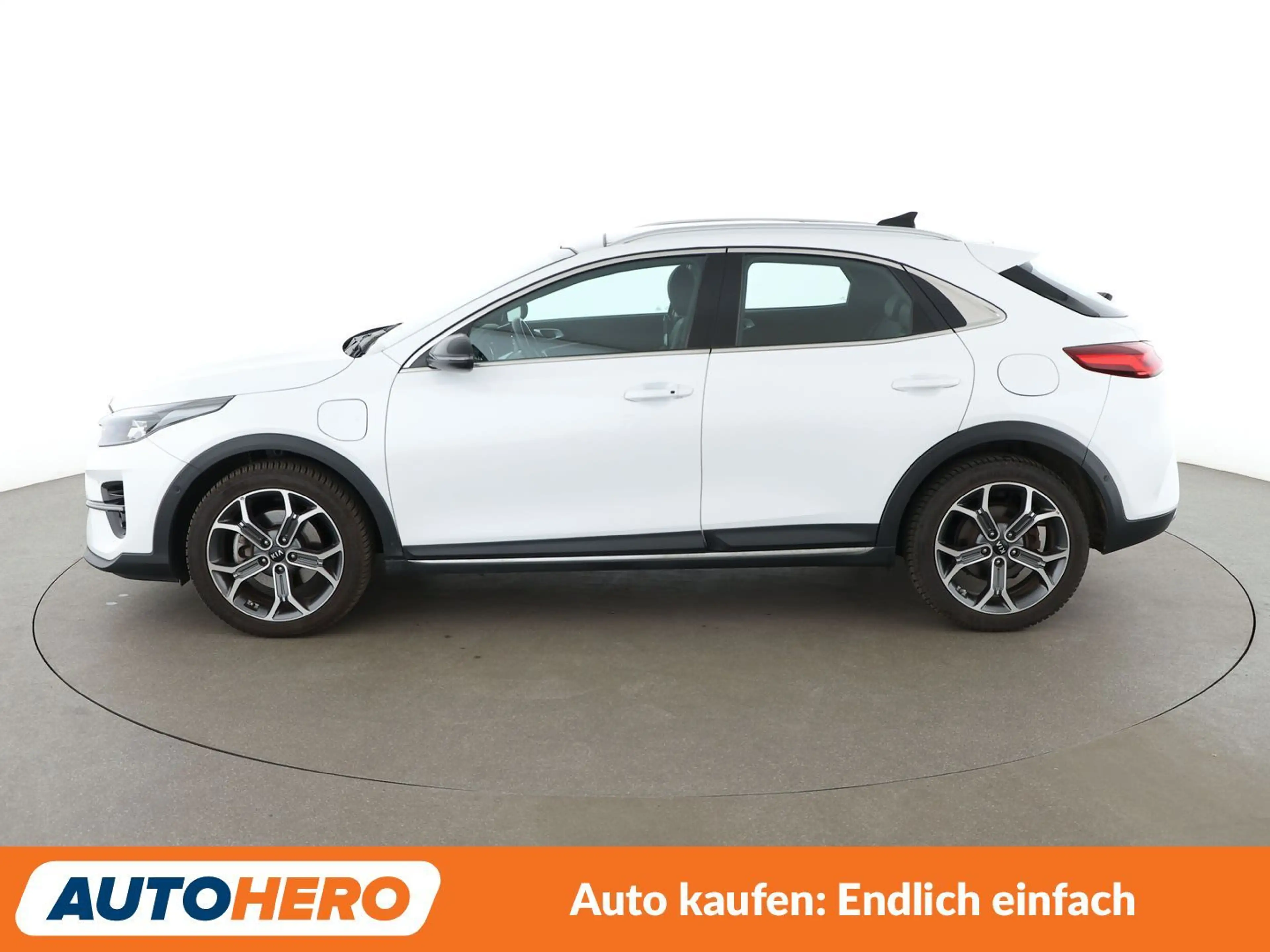 Kia XCeed 1.6 Plug-in Hybrid Spirit Aut.*NAVI*LED*CAM*SPUR* — photo 3