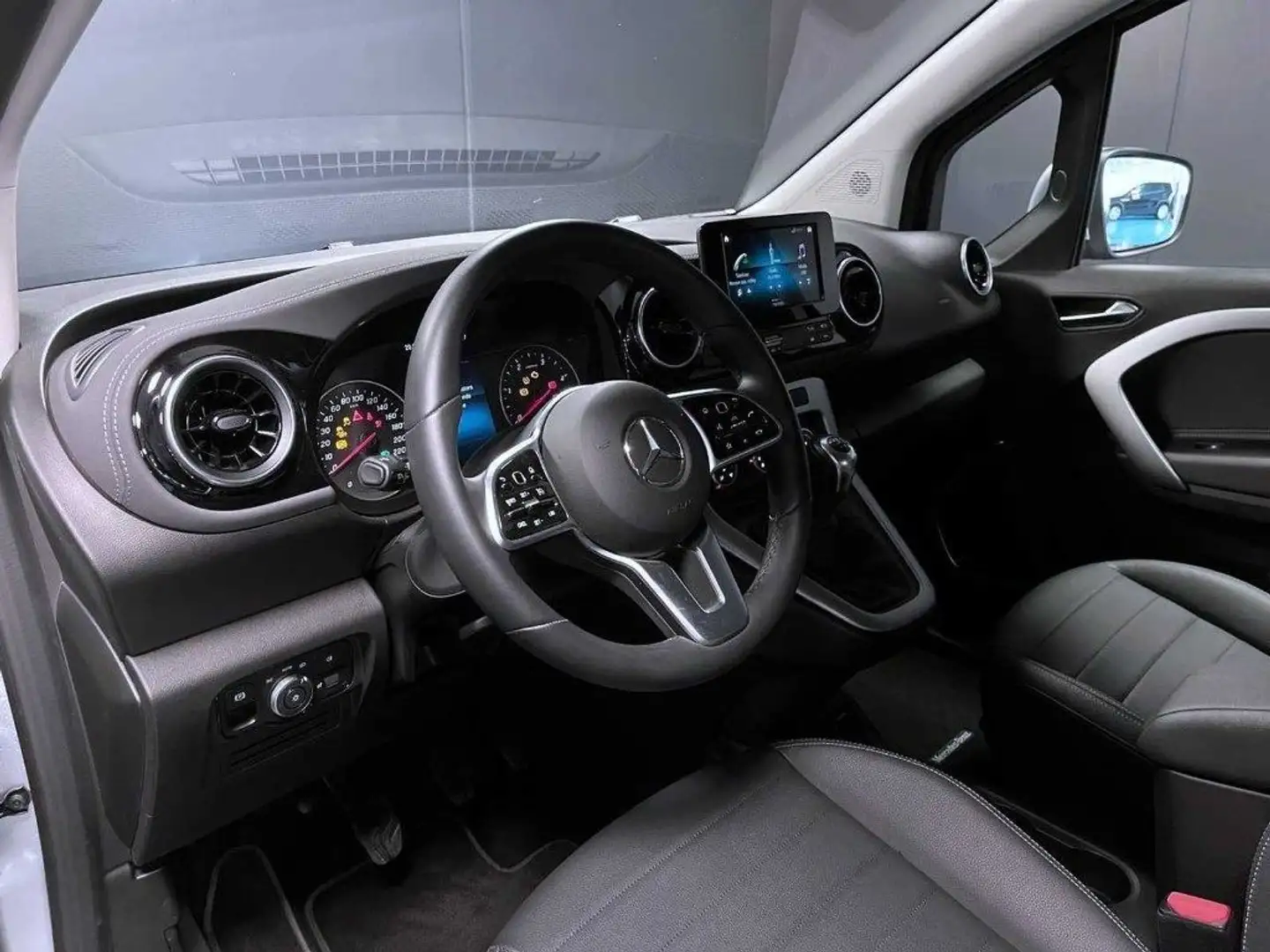 Mercedes-Benz T 160 d Premium Argent - 2