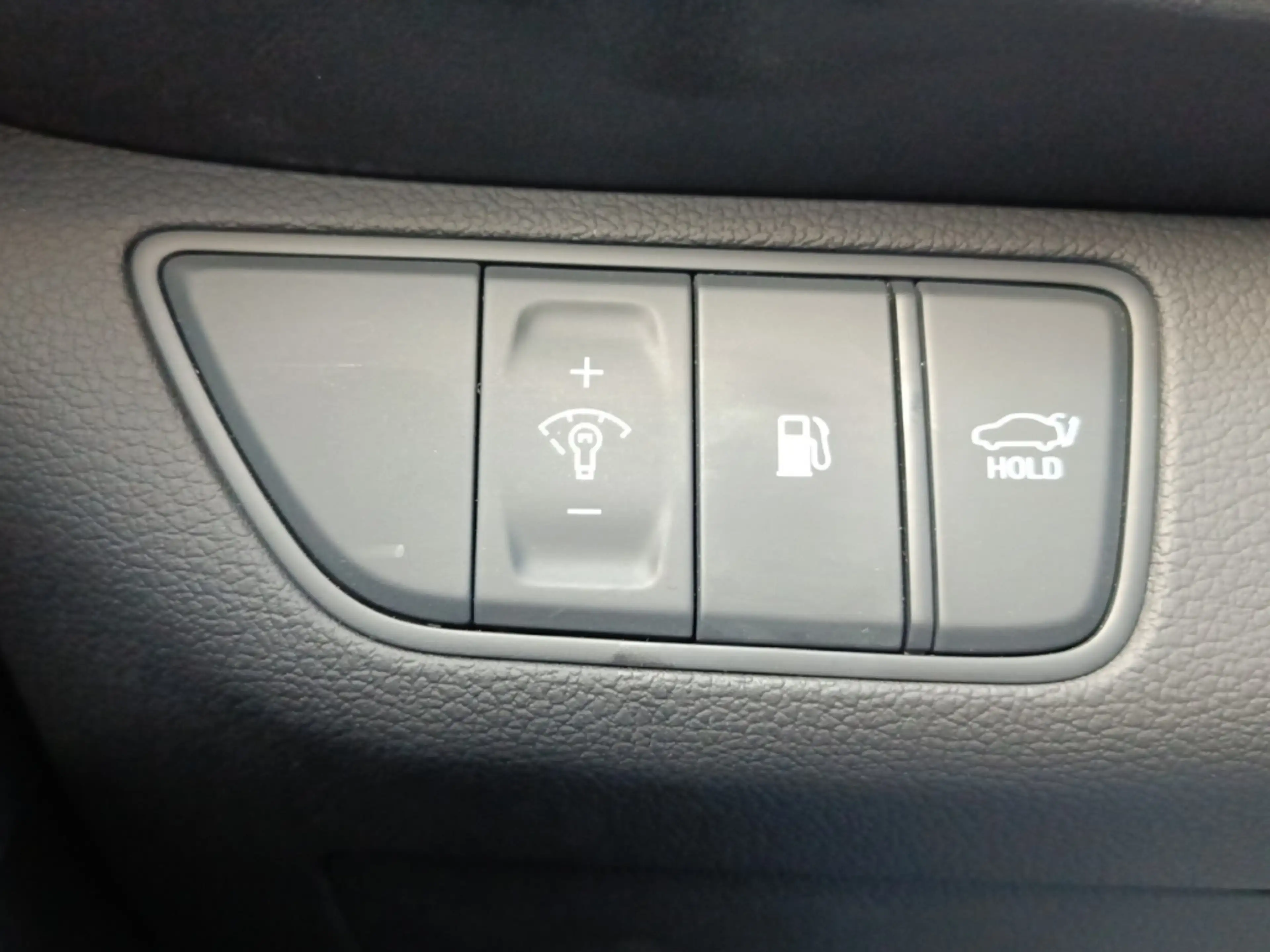 Genesis G70 Shooting Brake Sport 2.0 T-GDi HTRAC *LED*LEXICON*CAM*CARPLAY* — photo 14