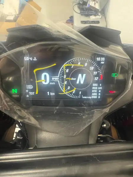 Ducati Panigale V2 - foto 8