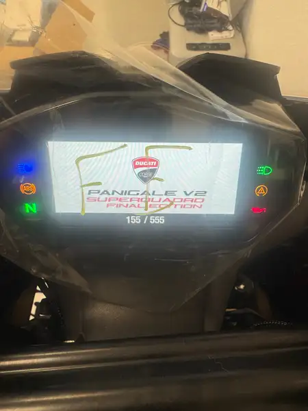 Ducati Panigale V2 - foto 7