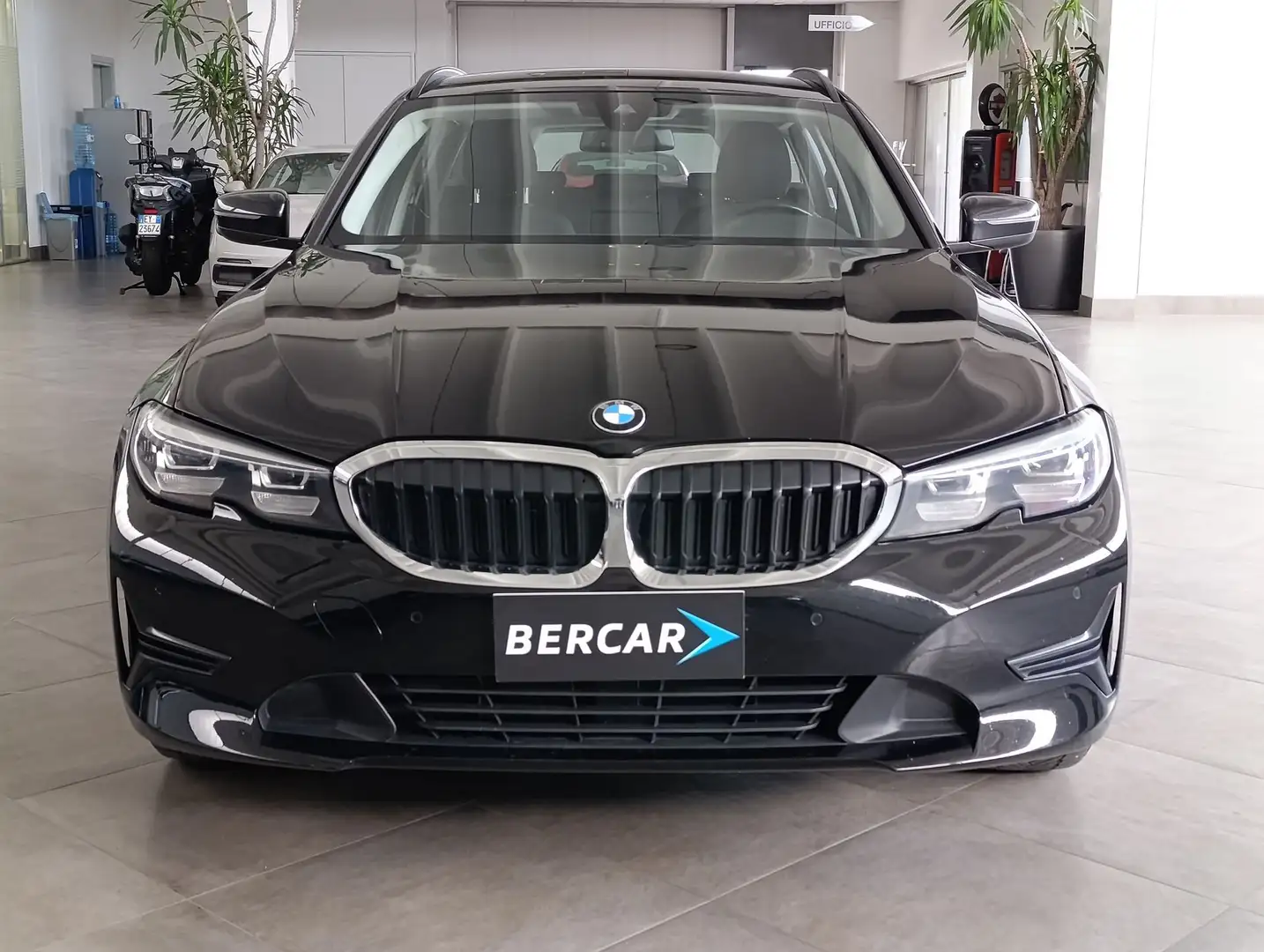 BMW 318 318i Touring Business Advantage Nero - 2