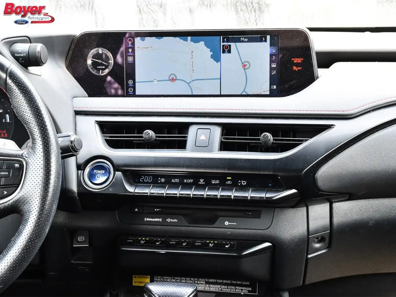 Lexus UX снимка Lexus UX