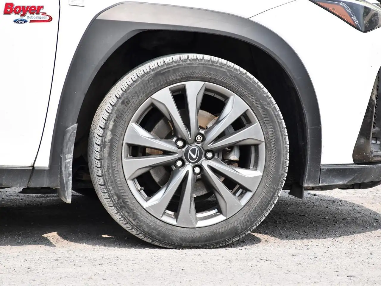 Lexus UX снимка Lexus UX