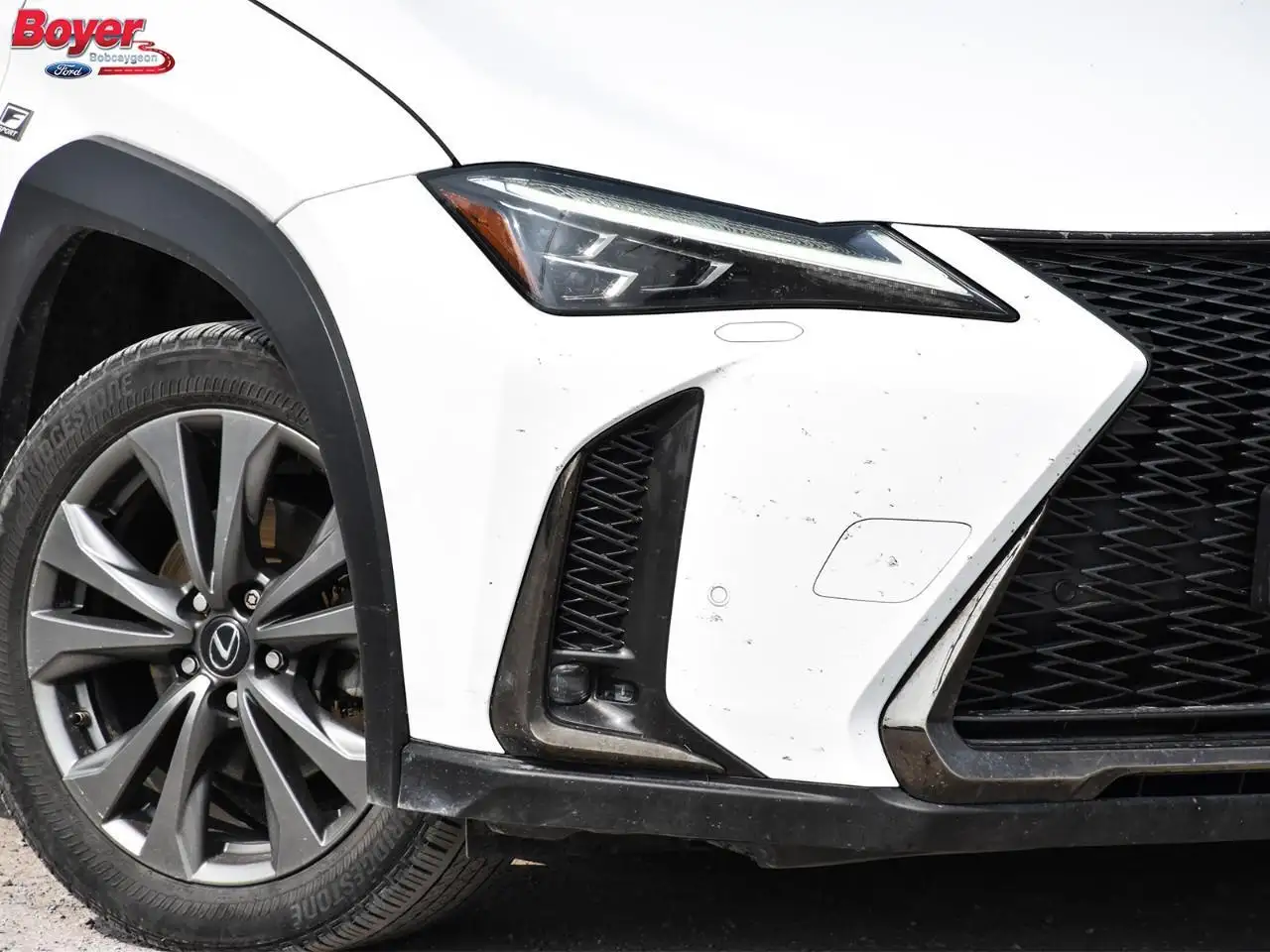 Lexus UX снимка Lexus UX