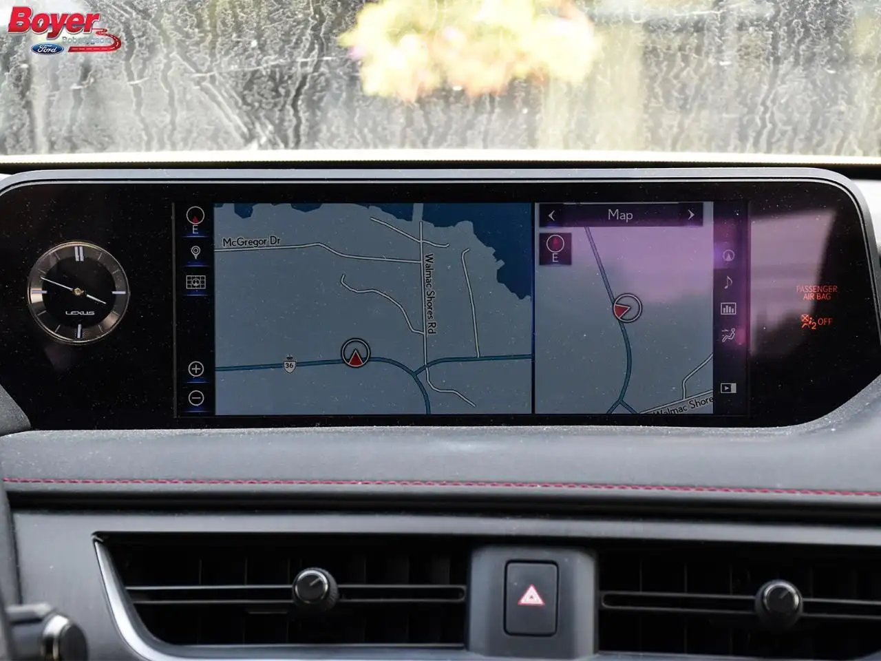 Lexus UX снимка Lexus UX
