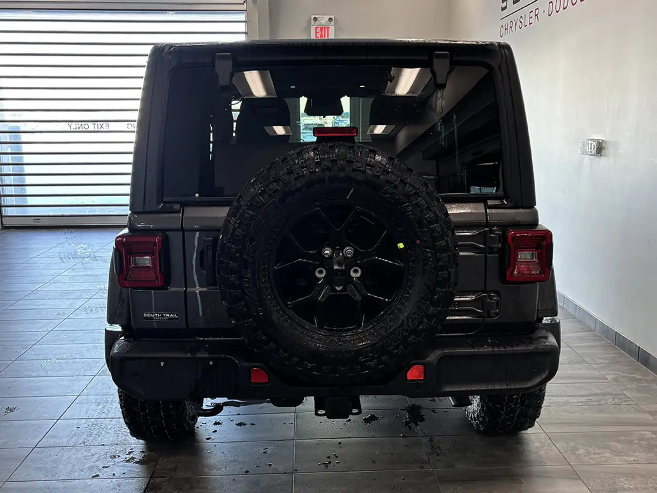 Jeep Wrangler снимка Jeep Wrangler