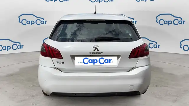 Peugeot 308 view 3