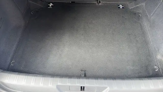 Peugeot 308 view 14