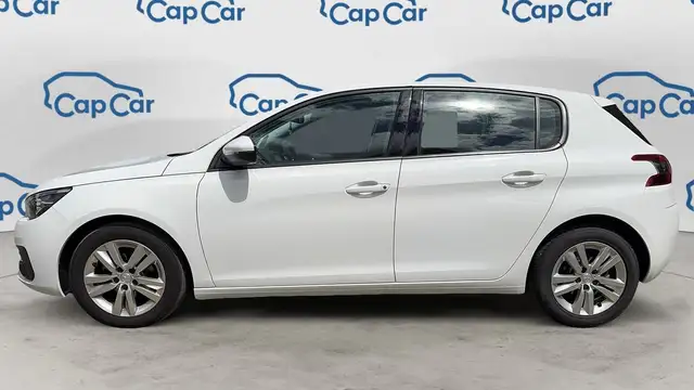 Peugeot 308 view 2