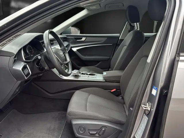 Audi A6 view 13