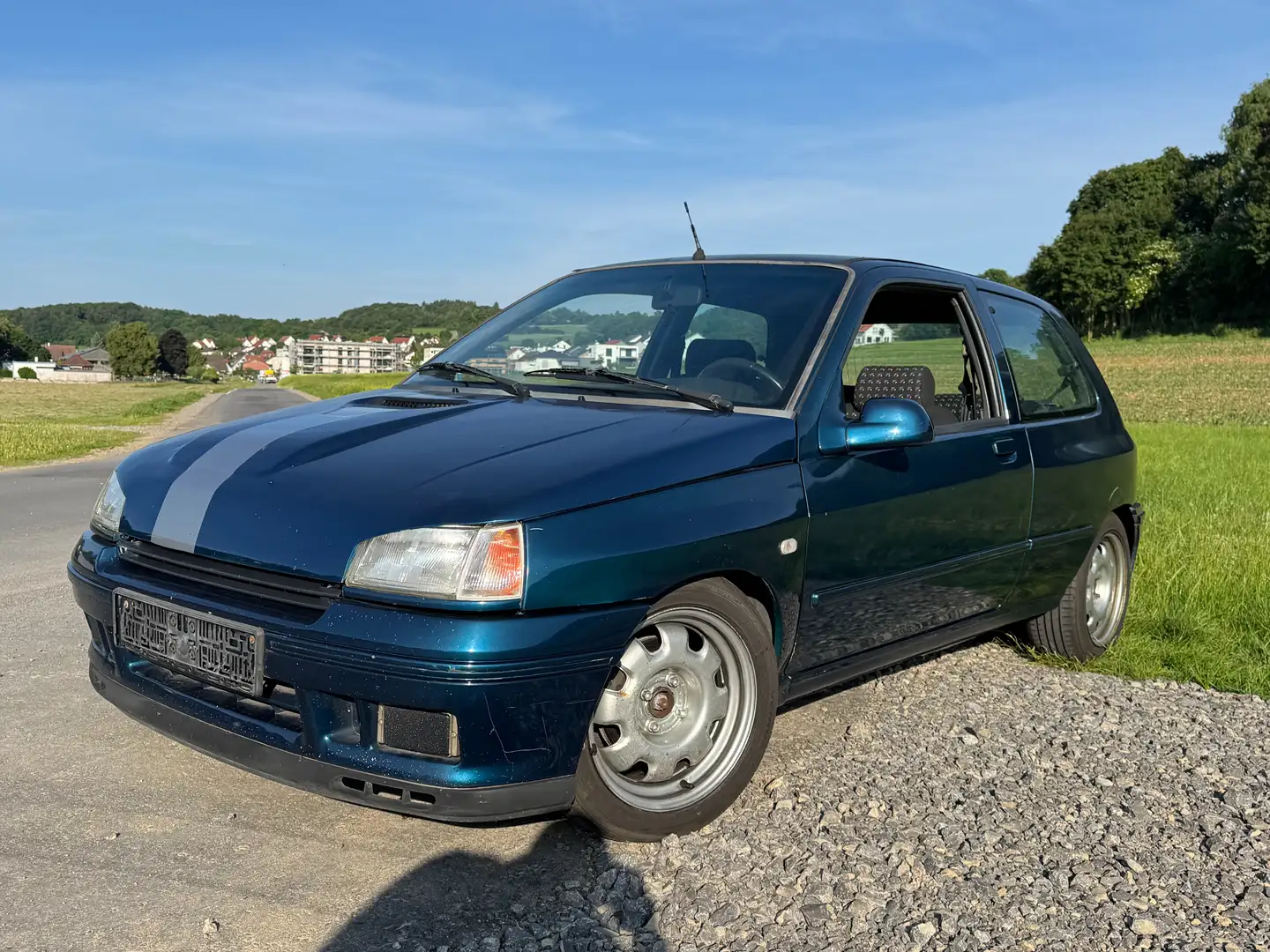 Renault Clio 1.8 16v MK1 TÜV NEU Blau - 2