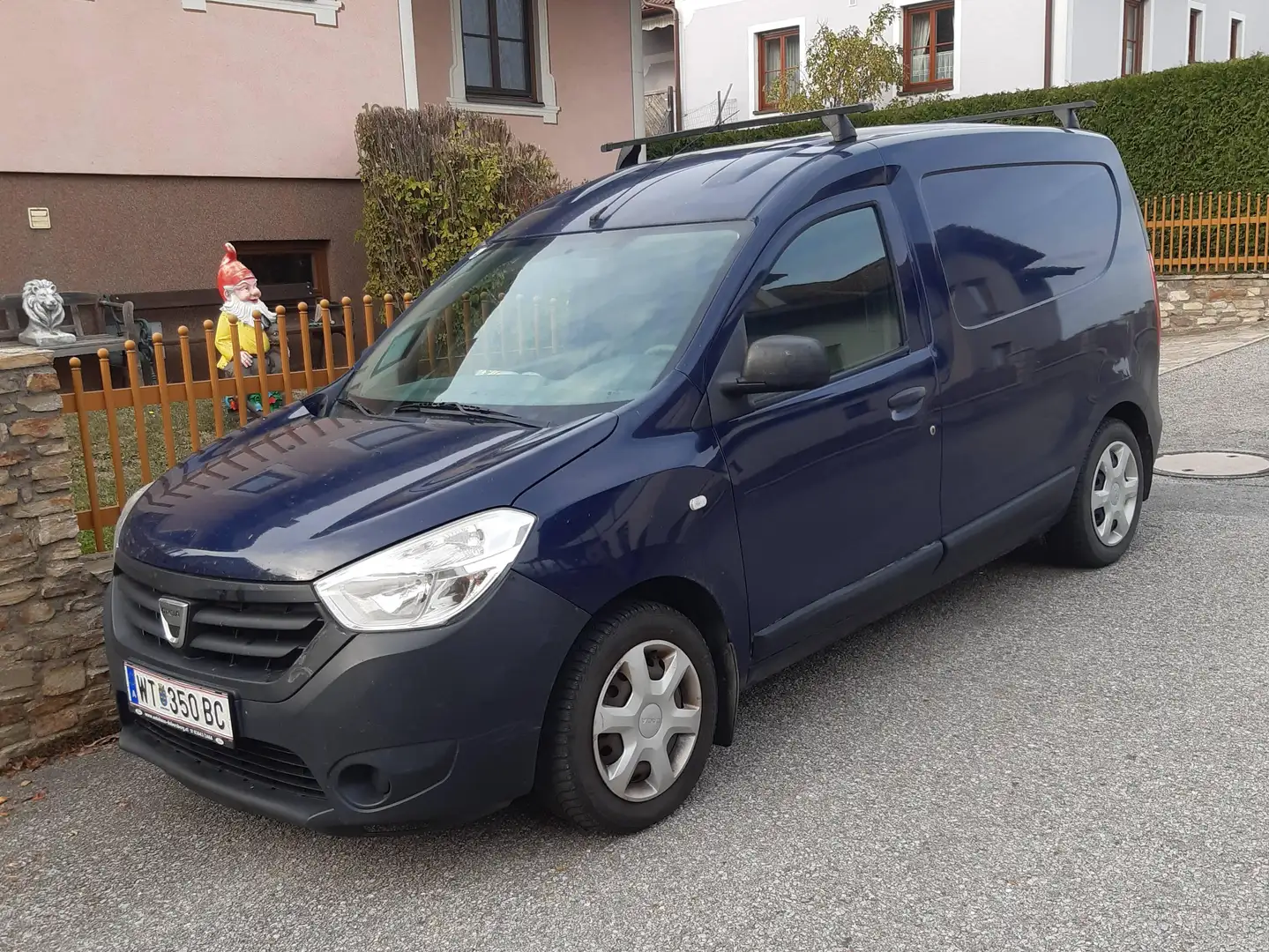 Dacia Dokker Dokker 1,6 MPI 85 Blau - 1