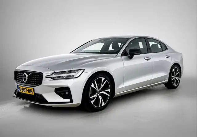 Volvo S60 2.0 B3 R-Design Navigatie | Camera achter | PDC |