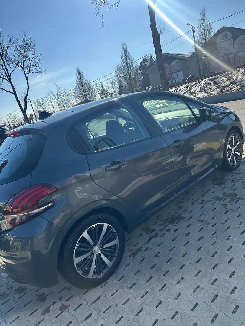 Peugeot 208 1.2 PureTech 82ch BVM5 Style - 1