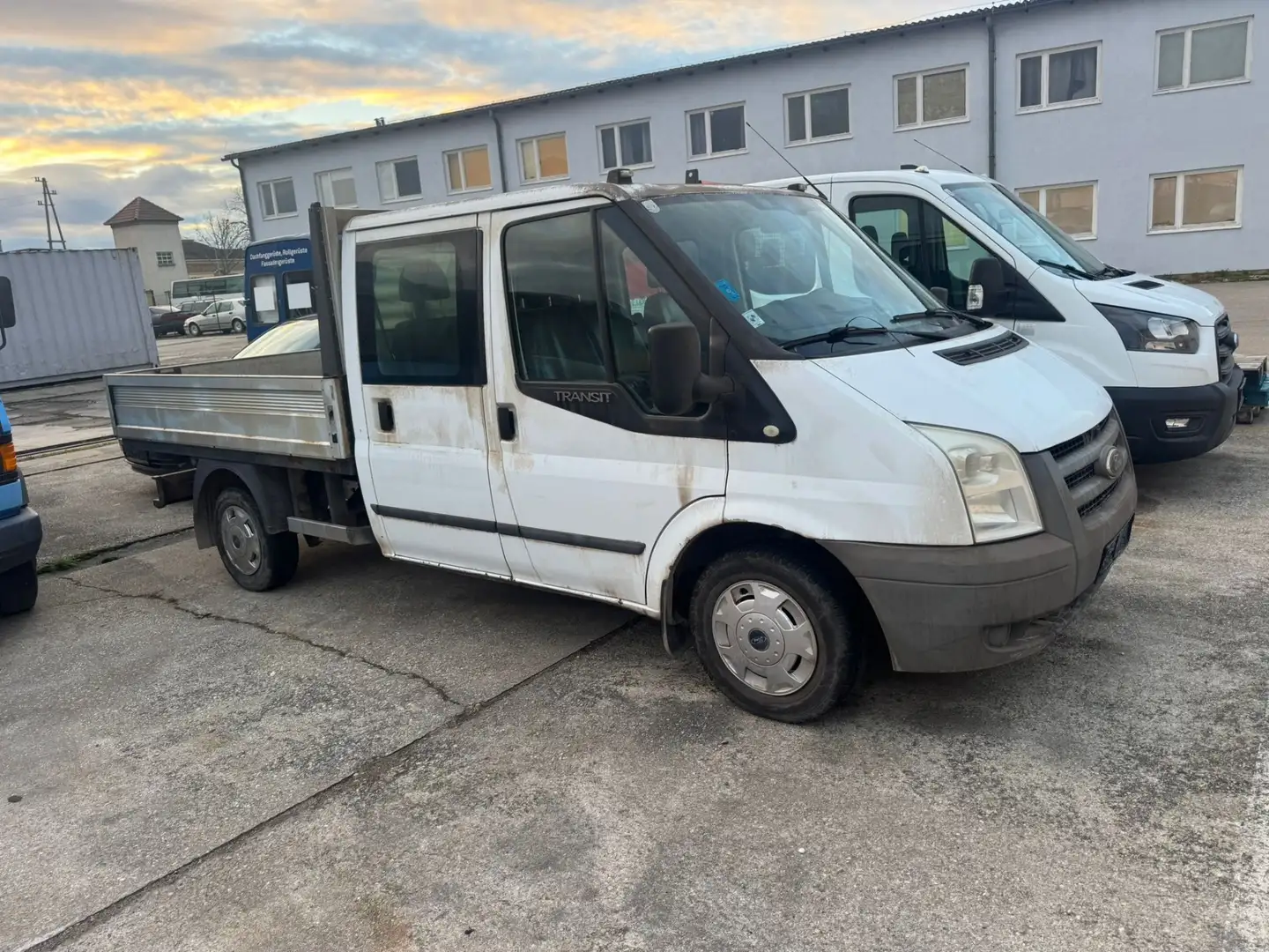 Ford Transit FT 300 M  2,2 TDCi DPF - 2