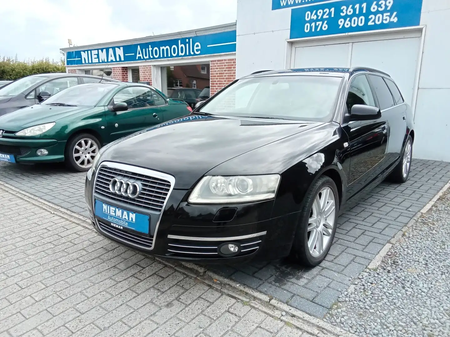 Audi A6 KOMBI 2.4, TÜV NEU, 1 JAHR GEWÄHRLEISTUNG Schwarz - 1