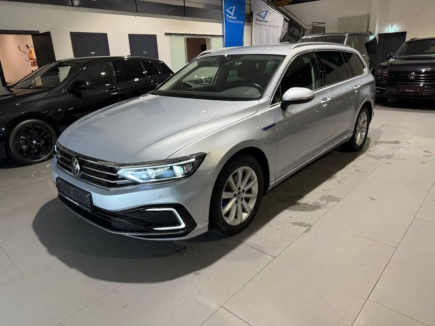Volkswagen Passat Variant Passat GTE 1.4 TSI DSG AID/MATRIX/KAM/MEM/AHK Gelb - 1