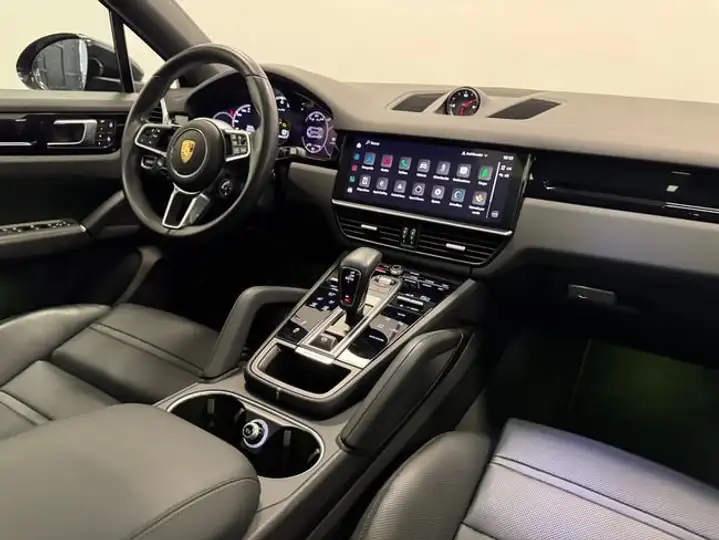Porsche Cayenne Coupé E-Hybrid 3.0 2022, foto 11
