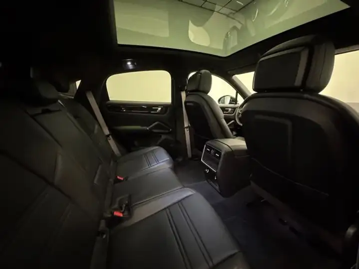 Porsche Cayenne Coupé E-Hybrid 3.0 2022, foto 41