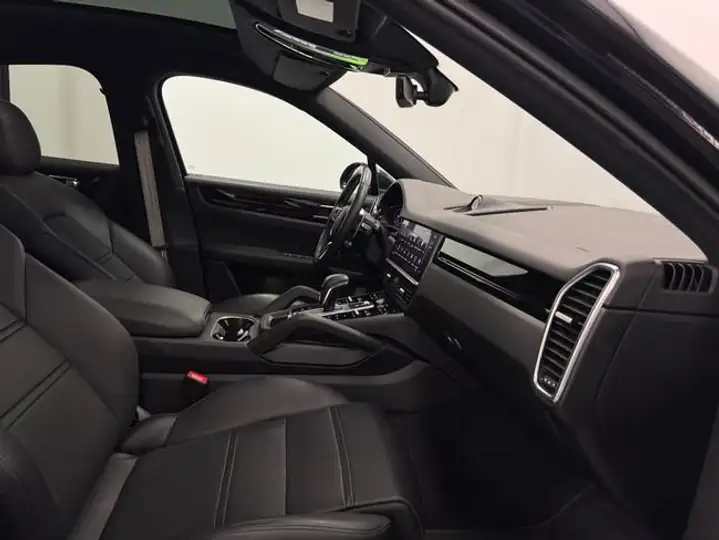 Porsche Cayenne Coupé E-Hybrid 3.0 2022, foto 27