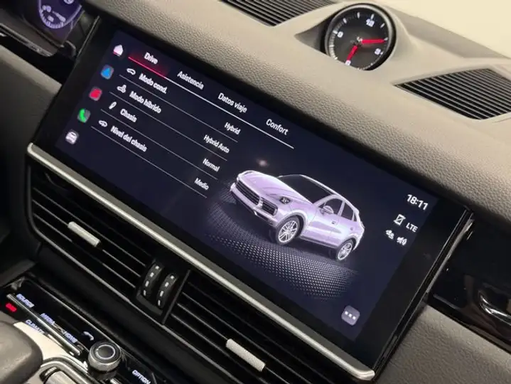 Porsche Cayenne Coupé E-Hybrid 3.0 2022, foto 33