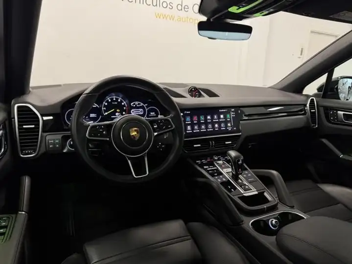 Porsche Cayenne Coupé E-Hybrid 3.0 2022, foto 8